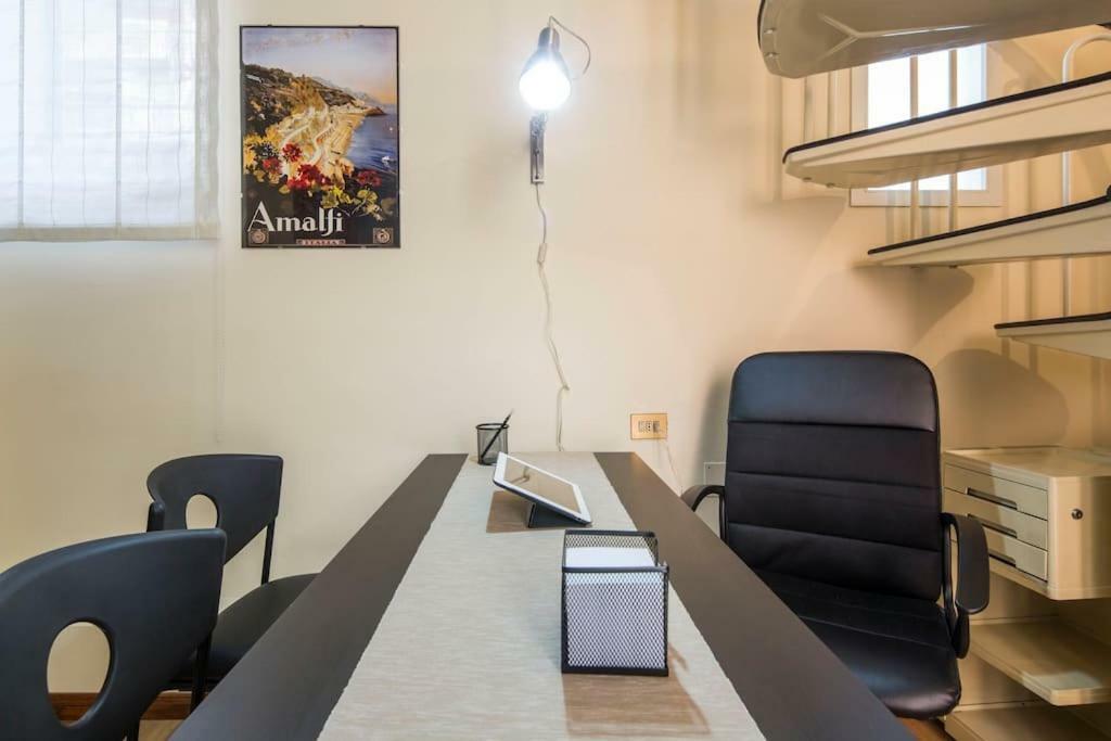 Bilocale In Centro Apartamento Salerno Exterior foto